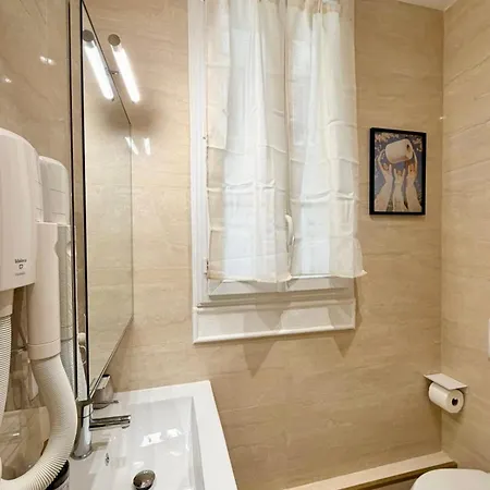 Bright In Center Butte Aux Cailles Metro 7 & 14 Apartment Paris